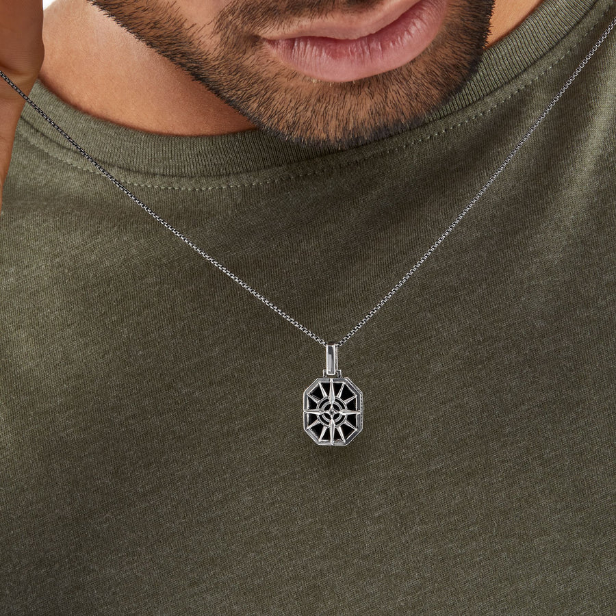 Pendentif boussole étoile noir