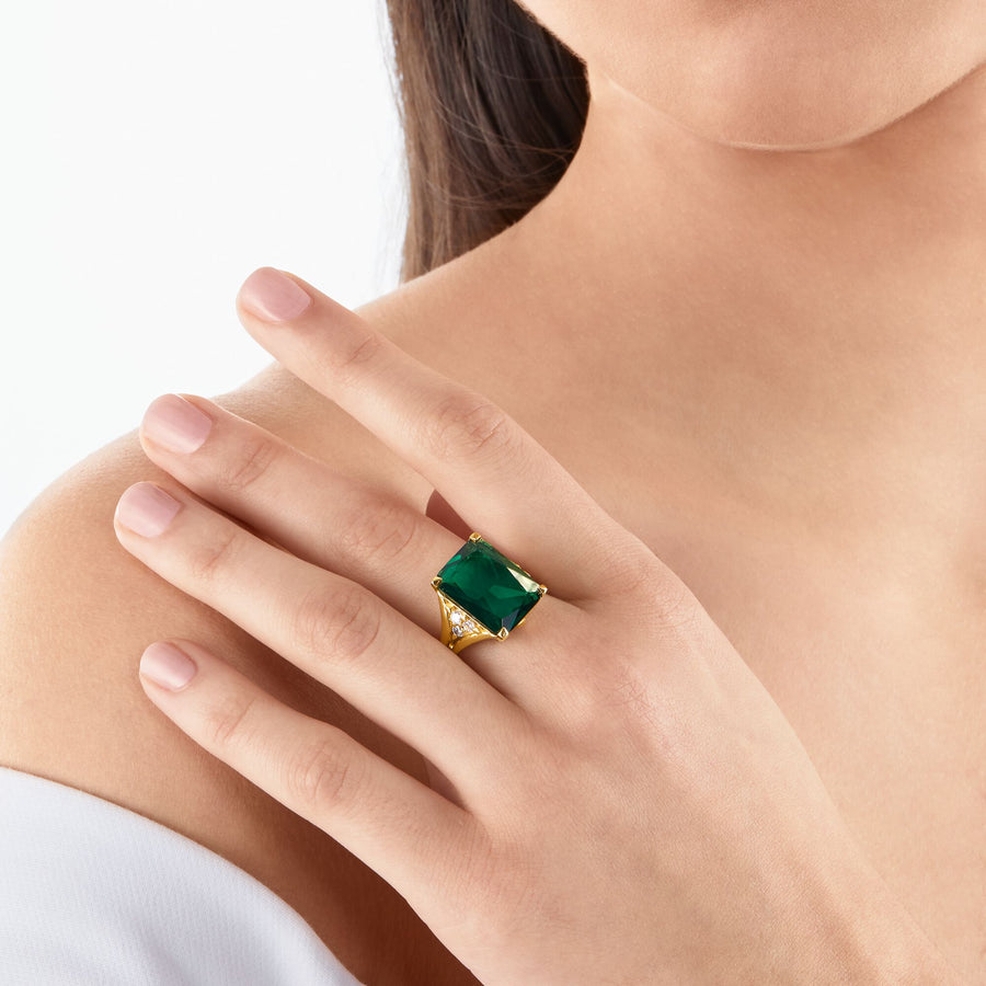 Bague solitaire pierre verte